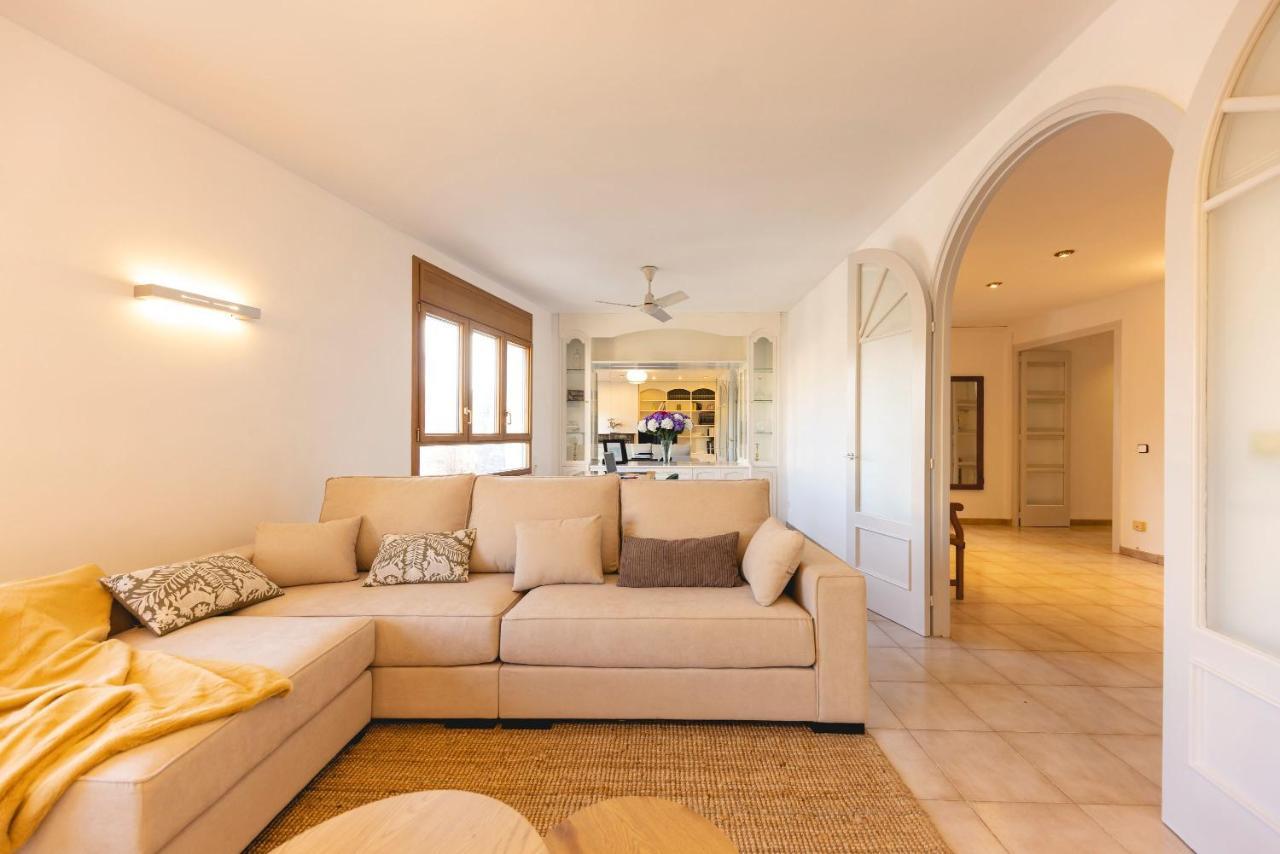 Bravissimo El Lleo, Bright 4-Bedroom Apartment Girona Zewnętrze zdjęcie