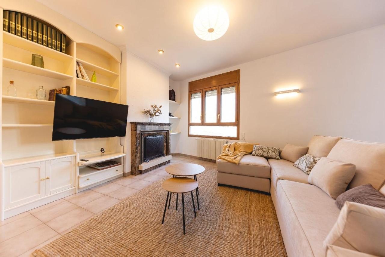 Bravissimo El Lleo, Bright 4-Bedroom Apartment Girona Zewnętrze zdjęcie