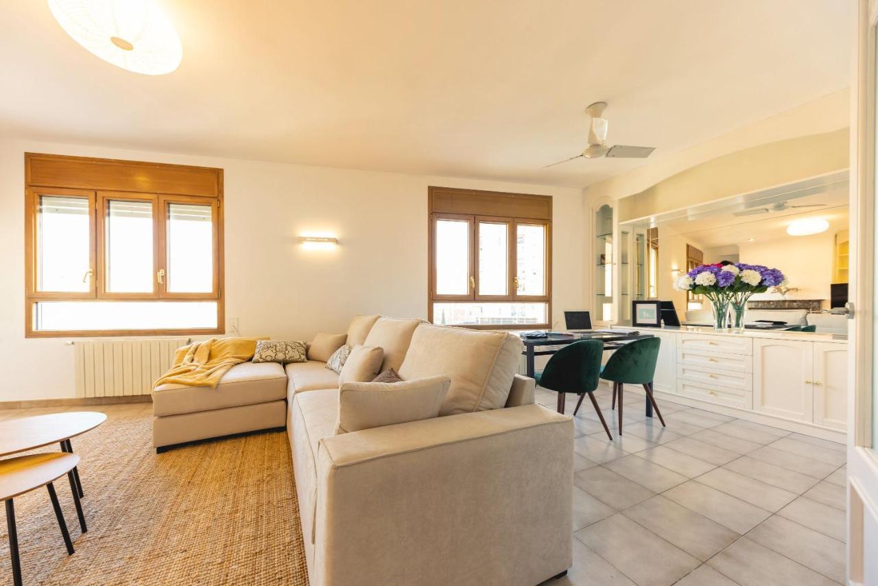 Bravissimo El Lleo, Bright 4-Bedroom Apartment Girona Zewnętrze zdjęcie