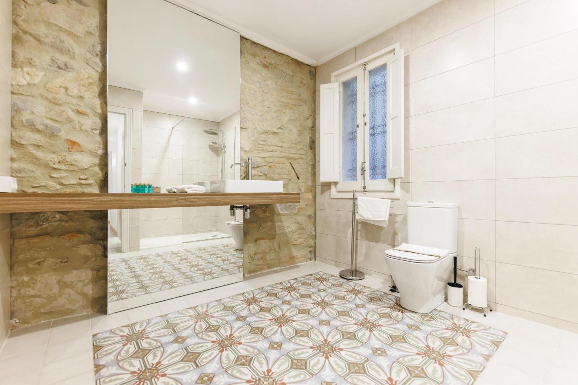 Bravissimo El Lleo, Bright 4-Bedroom Apartment Girona Zewnętrze zdjęcie